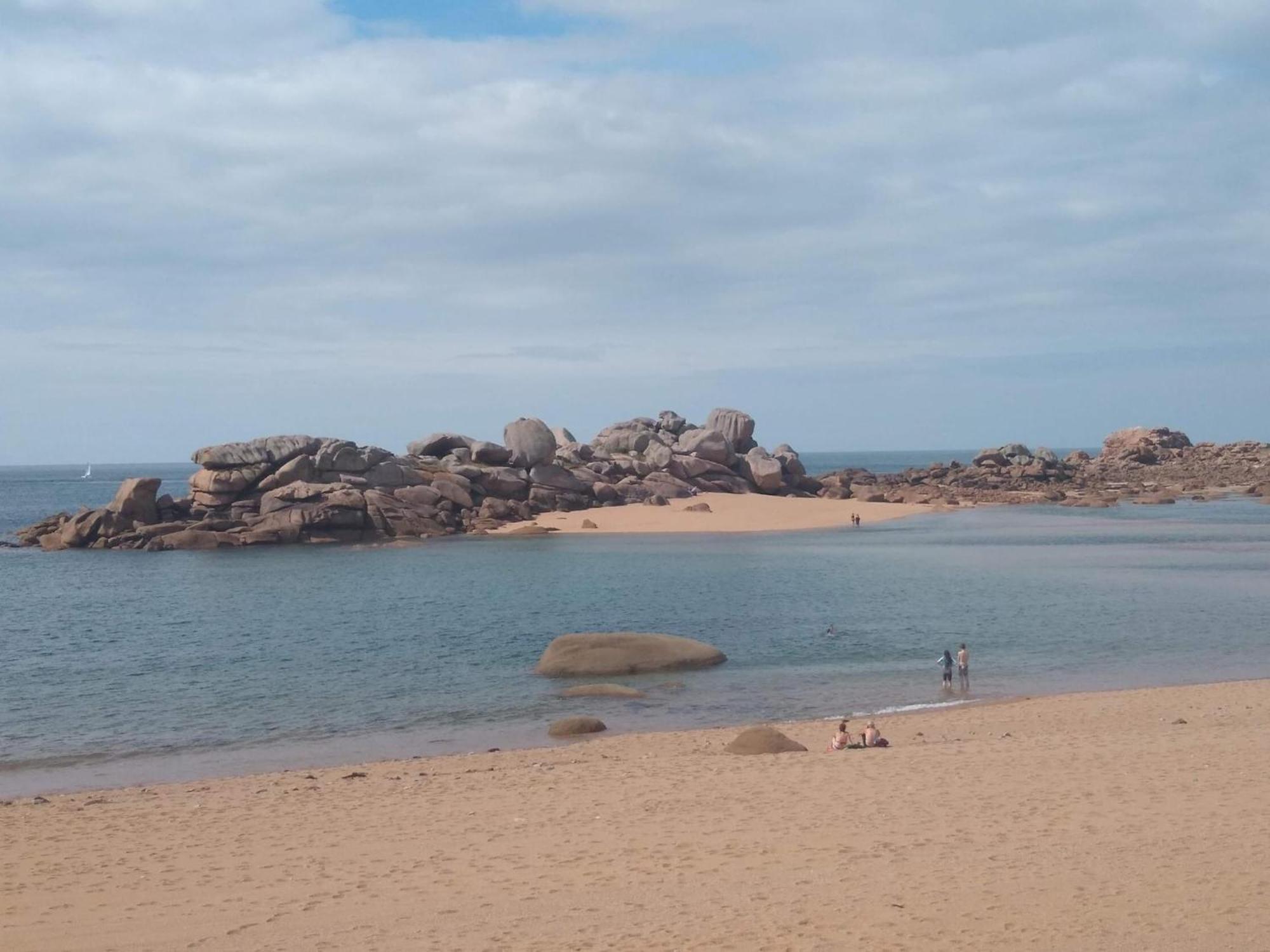 Holiday Home In A Quiet Location Near The Coast بليمور-بودو المظهر الخارجي الصورة